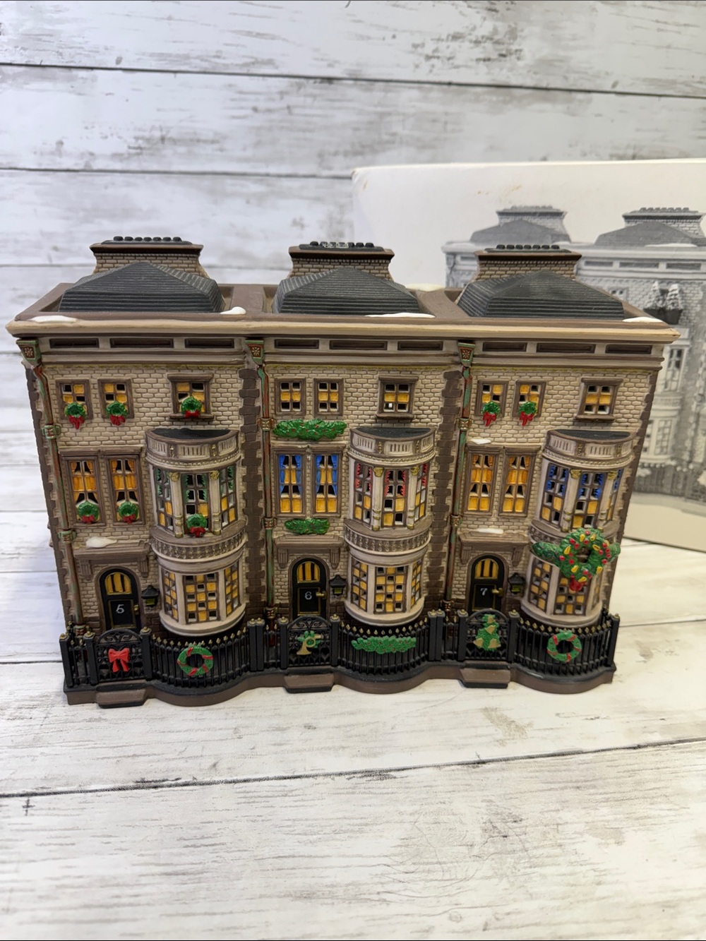 Dept 56 Mulberrie Court Dickens Heritage Village Row House Brownstones READ